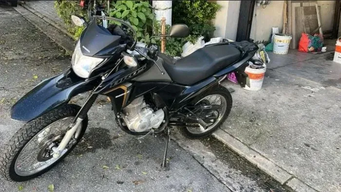 Venda de Moto Semi nova