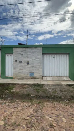 Excelente casa para locação no Tira-dentes, em Juazeiro do Norte. 