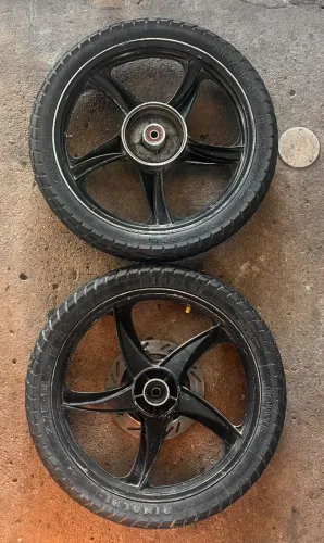 Par de rodas liga leve para motos (125/150/160)