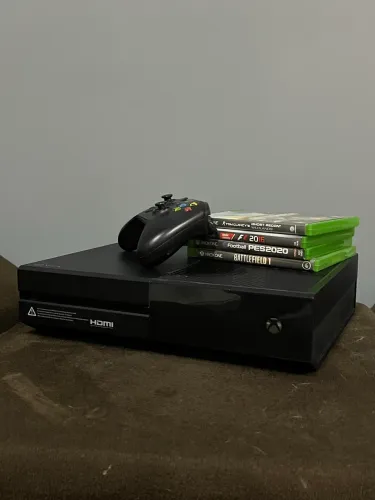 XBOX ONE + 11 JOGOS