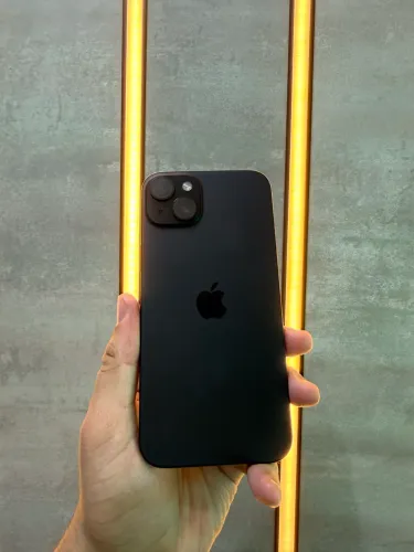 iPhone 15 Plus 256GB seminovo 