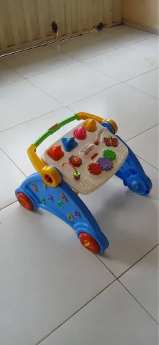 Andador e bicicleta de equilíbrio