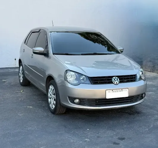 Volkswagen Polo 1.6 Mi/s.ouro 1.6 MI Tot.flex 8V 5P 2014