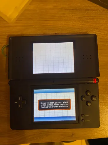 Nintendo DS Lite Completo + Jogos + R4