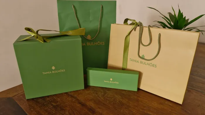 Kit caixas e sacolas Tânia Bulhões 