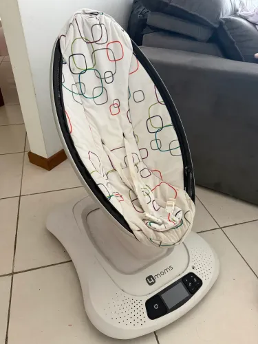 Cadeira de balanço 4moms mamaroo 
