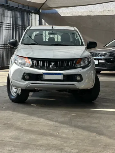 Mitsubishi L200 Triton Sport GL 2.4 Diesel 2023
