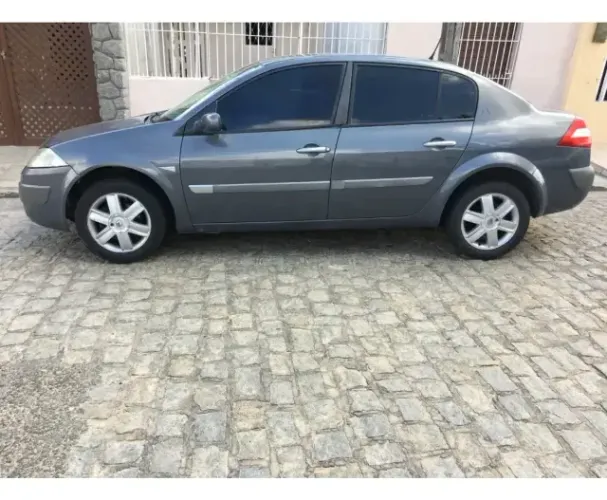 Renault Megane Sedan Dynamique Hi-flex 1.6 16V 2009