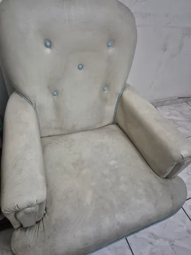 Poltrona de Balanço Infantil / Amamentação