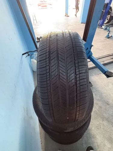 Pneu 265/55R19 KUMHO.