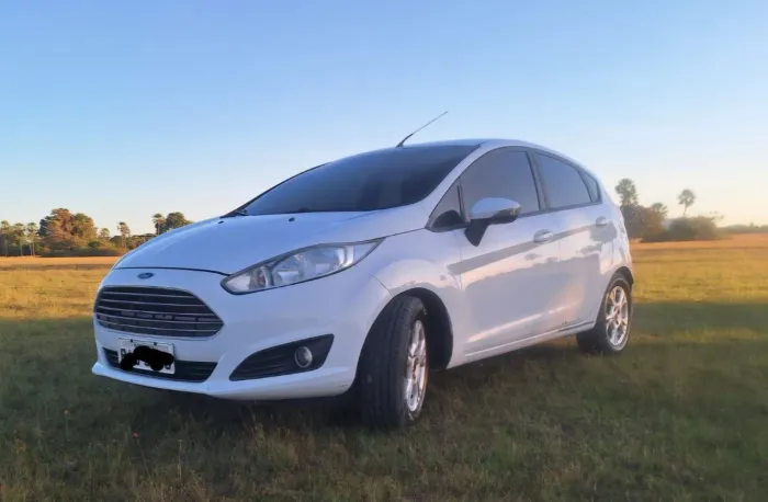 Ford Fiesta 1.6 16V Flex Mec. 5P 2015