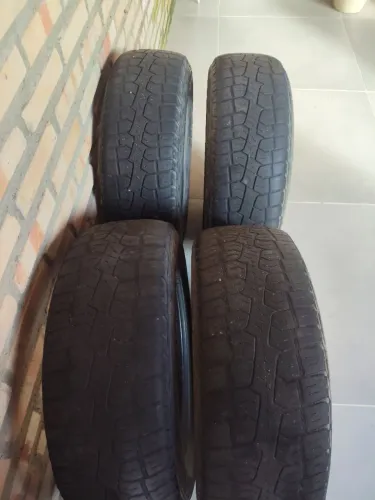 Pneu Scorpions Pirelli 205/60/15