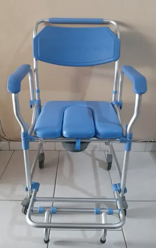 Cadeira Para Higienização Dellamed D60 em Alumínio Até 150 Kg