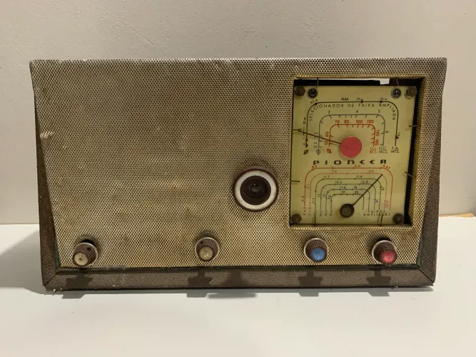 Antigo e raro rádio Pioneer