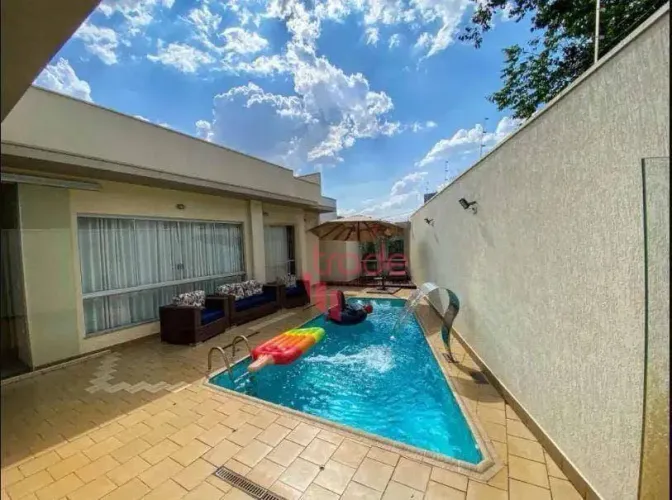 Casa para Venda e Locação de 03 Quartos Sendo Todos Suítes no Bairro Jardim Nova Aliança S