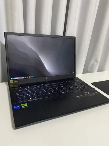 Notebook Gamer Acer Nitro V 15 - I5 13°, 16 GB RAM DDR5 e RTX 3050 6GB