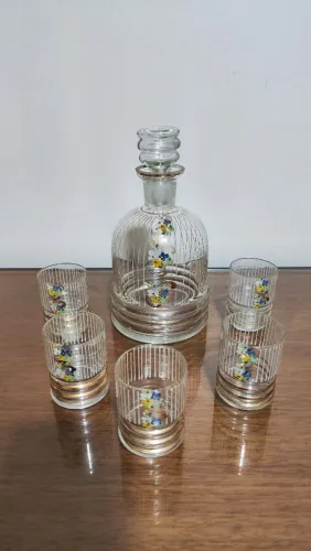 Conjunto licoreira e copos antigo colecionador