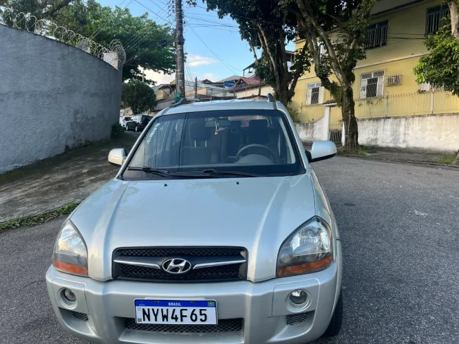 Hyundai Tucson 2.0 16V Aut. 2012