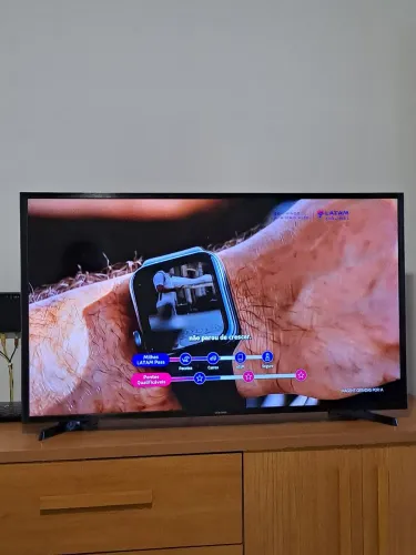 TV Samsung Smart 43" Full HD 43T5300 com wi-fi