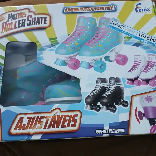Patins de 4 rodas infantil.