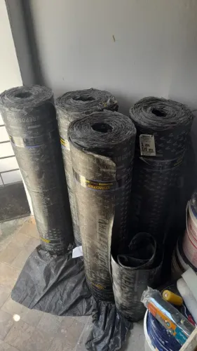 Vendo 04 Rolos de Manta Asfáltica Poliéster - Vedacit Pro Tipo II B 3mm - 1M 10 m