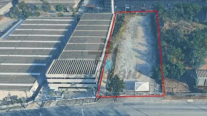 Terreno comercial com 4.918,24m² para alugar no Bairro Tamboré em Barueri - SP