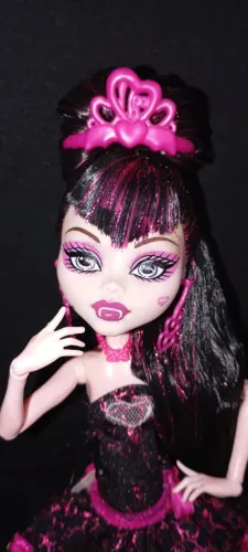 Draculaura 1600