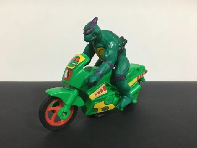 Turtle Riders - Donatello Motorcycle Friction Motor - Moto das Tartarugas Ninja TMNT 1991