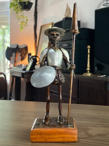 Estatueta Dom Quixote, feito à mão