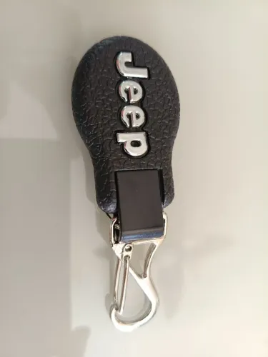 Chaveiro de couro Jeep