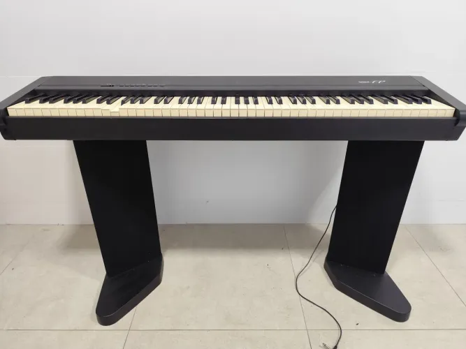 Piano Roland FP 1