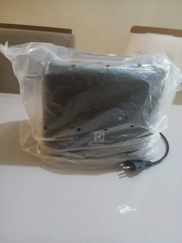 Torradeira Electrolux TOM10 Love Your Day (Preta)