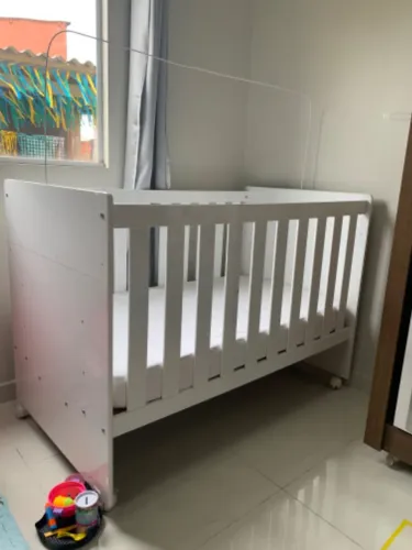 BERÇO 3 em 1 - (berço, mini cama, sofazinho)