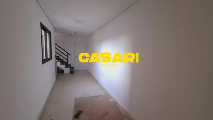 Cobertura Nova à Venda em Santo André 2 Dorms, Quintal Privativo e Excelente Localização!