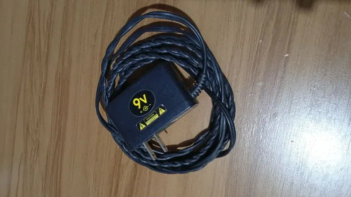 Fonte para pedais 9v (padrão Boss)