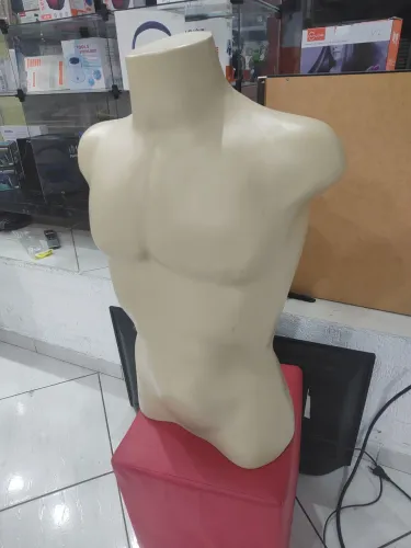 Manequim masculino