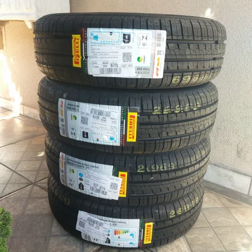 Kit 4 Pneus Pirelli P400 Evo 175/65 R14 82H Novos