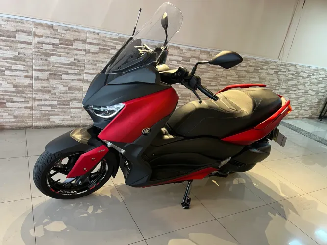 YAMAHA / XMAX ÚNICO DONO