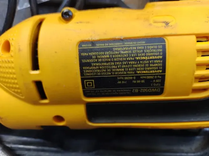 Furadeira dewalt 