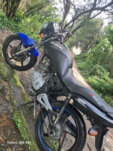Suzuki yes 125 motor feito ontem 09/09/2026. Pego pc gamer no valor ou inferior cm vlt