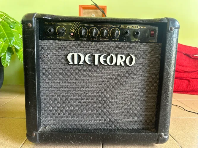 Amplificador Meteoro nitrous drive (não funciona)