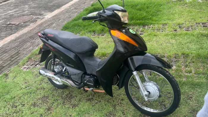 Biz 100 Es