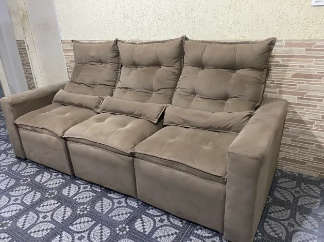 Sofá retrátil reclinável 2,15m