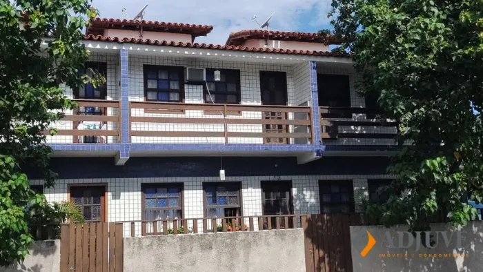 CASA EM CONDOMÍNIO À VENDA - CABO FRIO/RJ
