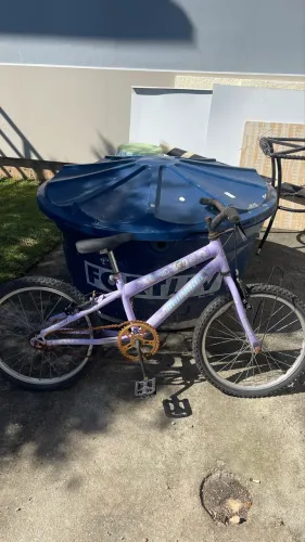 Bicicleta infantil para consertar