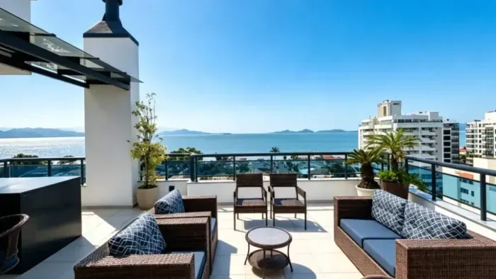 Alugo ampla cobertura com 03 quartos, piscina privativa e 337m², com 03 vagas de garagem