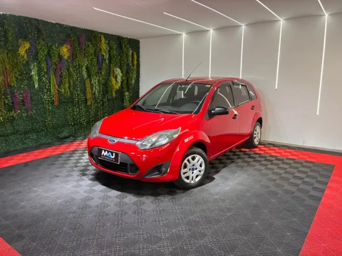 Ford Fiesta 1.0 Rocam SE Plus Hatch 8V Flex 4P Manual 2012
