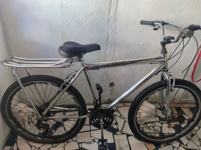 BICICLETA CROMADA ARO 26