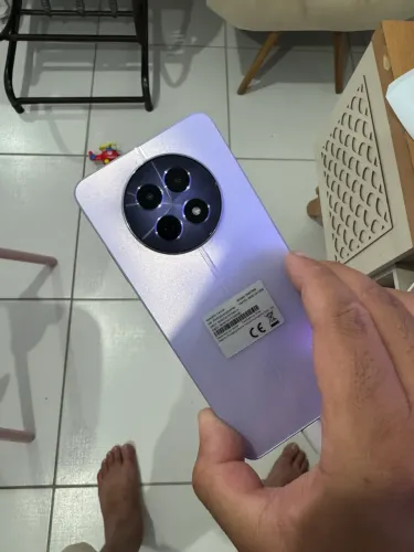 Vendo Celular Realme 125G - 512gb