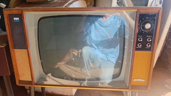 Tv colorado RQ antiga toda original (sao carlos sp)